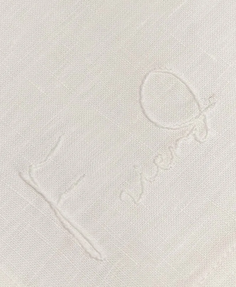 indradanush Tischwäsche|Servietten|Bestickte Leinenserviette Freund/Freundin/Friend