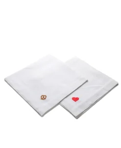 indradanush Shop The Look - Brotzeit|Servietten|Besticktes Leinenservietten-Set "Brezel & Herz"