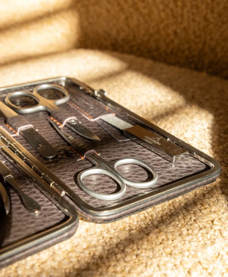 F. HAMMANN Reiseaccessoires|Maniküre Etuis|Chervo Manicure Frame L – Maniküre-Etui Chervo Kalbleder