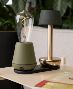 Humble Lights Technik Und Sound|Kabellose Ladestationen