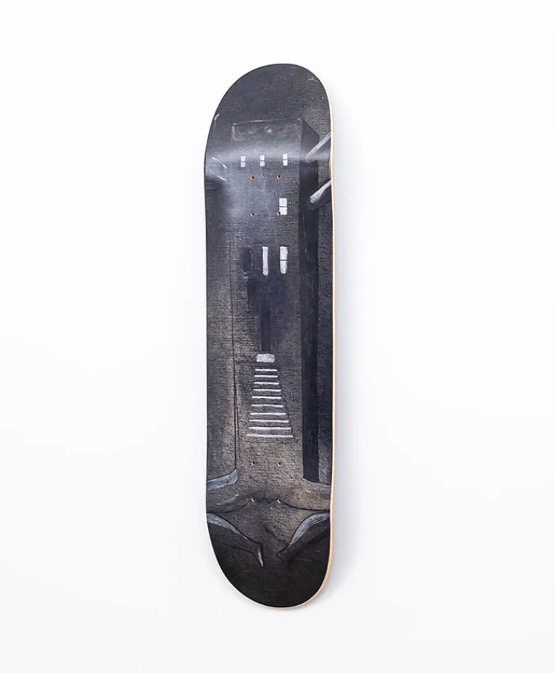 THE SKATEROOM Kunst Und Skulpturen|Kunstobjekt x Louise Bourgeois