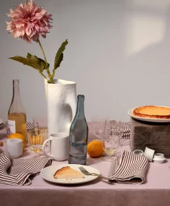 L'Objet Glasflaschen, Karaffen Und Dekanter|Shop The Look - Brotzeit|Porzellankrug Timna Pitcher