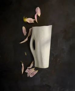 L'Objet Glasflaschen, Karaffen Und Dekanter|Shop The Look - Brotzeit|Porzellankrug Timna Pitcher