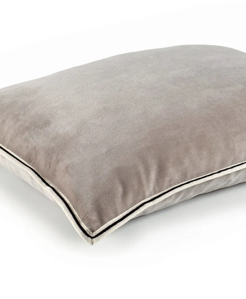 u00c9litis Kissen|Samtkissen Aristote mit Paspelveredelung
