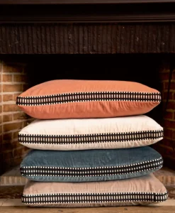 u00c9litis Kissen|Samtkissen Athena mit Paspelveredelung