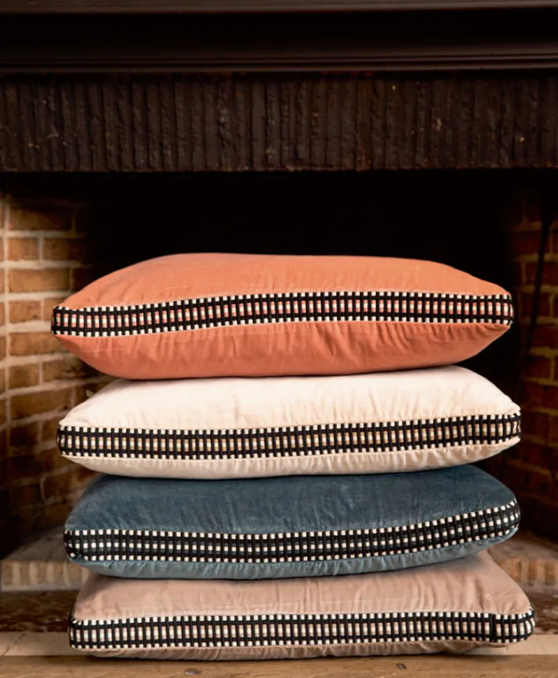 u00c9litis Kissen|Samtkissen Athena mit Paspelveredelung